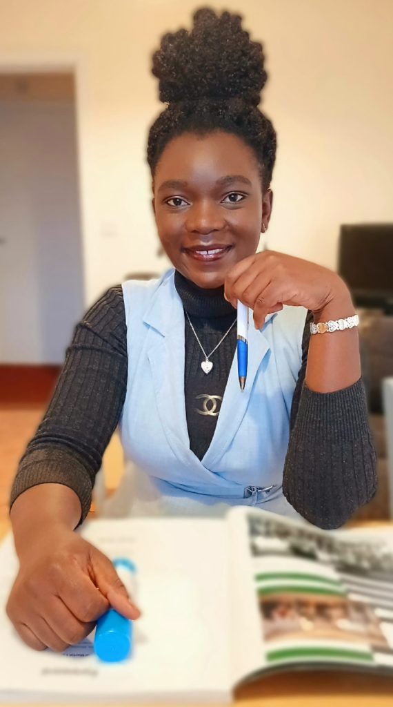 Conelyne Akwii